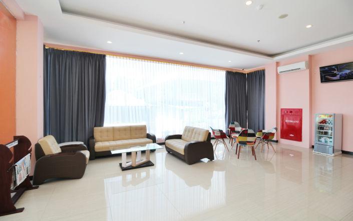 Hotel Royal מנאדו מראה חיצוני תמונה