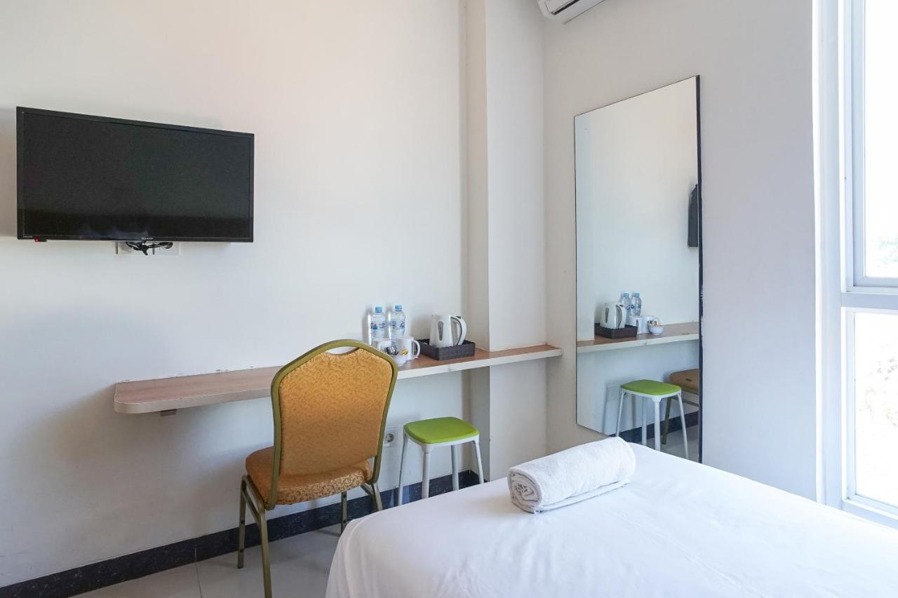 Hotel Royal מנאדו מראה חיצוני תמונה